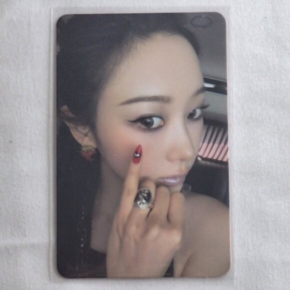 aespa Rich Man (ENERGY VER.) photocard - Giselle - Picture 1 of 2